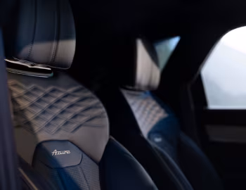 Interior 2023–pr. Bentley Bentayga EWB Azure [North America] '10.2022–pr.