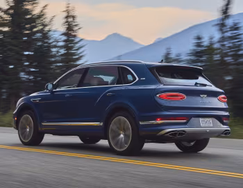 2023 Bentley Bentayga EWB Azure "First Edition" [North America] '2022