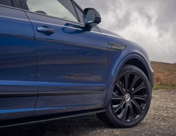 Bentley Bentayga EWB Mulliner [UK-spec] '2024–pr.