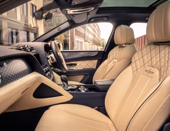 Interior Bentley Bentayga Hybrid [UK-spec] '2021–pr.