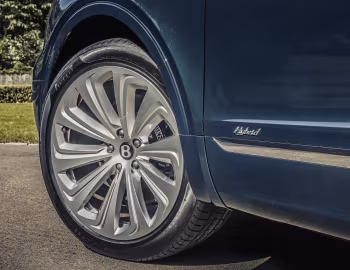Bentley Bentayga Hybrid [UK-spec] '2021–pr.