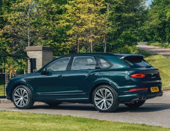 Bentley Bentayga Hybrid [UK-spec] '2021–pr.