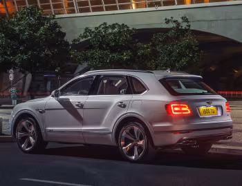 Bentley Bentayga Hybrid [Worldwide] '2018–20