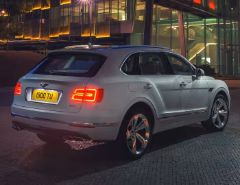 Bentley Bentayga Hybrid [Worldwide] '2018–20
