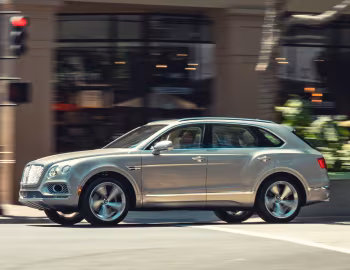 2020 Bentley Bentayga Hybrid [North America] '2019–20