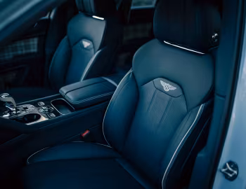 Interior Bentley Bentayga Hybrid [Japan] '2022–pr.