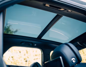 Interior Bentley Bentayga Hybrid [Japan] '2022–pr.