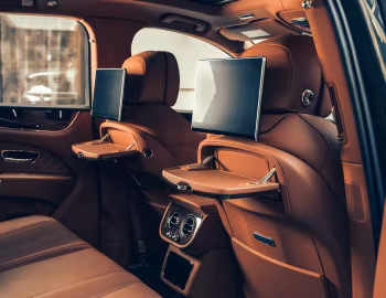 Interior Bentley Bentayga Hybrid Peninsula London '2024