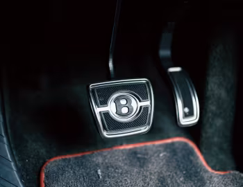 Interior Bentley Bentayga S [Japan] '2022–pr.