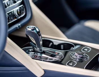 Interior Bentley Bentayga S [Taiwan] '2022–pr.