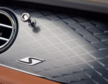 Bentley Bentayga S [UK-spec] '2021–pr.