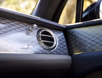 Interior 2022–pr. Bentley Bentayga S [North America] '2022–pr.
