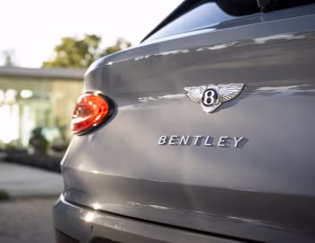 2022–pr. Bentley Bentayga S [North America] '2022–pr.