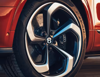 Bentley Bentayga S [Worldwide] '2021–pr.