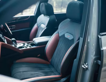 Interior Bentley Bentayga S [Japan] '2022–pr.