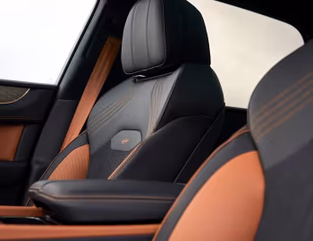 Interior Bentley Bentayga S [UK-spec] '2021–pr.