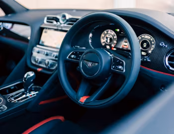 Тарпеда Bentley Bentayga Speed [Japan] '2026