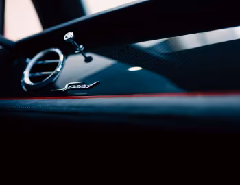 Інтер'єр Bentley Bentayga Speed [Japan] '2026