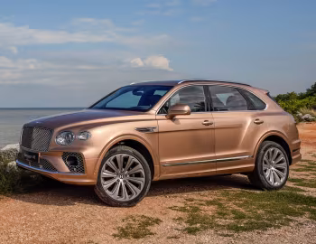 Bentley Bentayga V8 [Malaysia] '2020–pr.