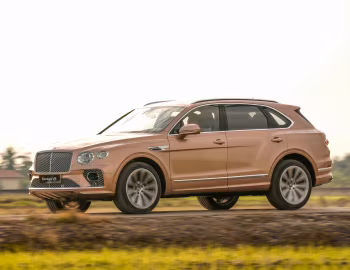 Bentley Bentayga V8 [Malaysia] '2020–pr.