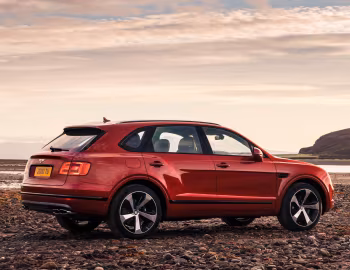Bentley Bentayga V8 [Worldwide] '2018–20