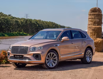 Bentley Bentayga V8 [Malaysia] '2020–pr.