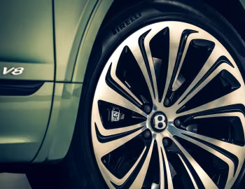 Bentley Bentayga V8 [Worldwide] '2020–pr.
