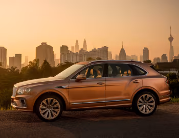 Bentley Bentayga V8 [Malaysia] '2020–pr.
