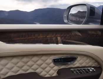 Interior Bentley Bentayga V8 [Worldwide] '2020–pr.