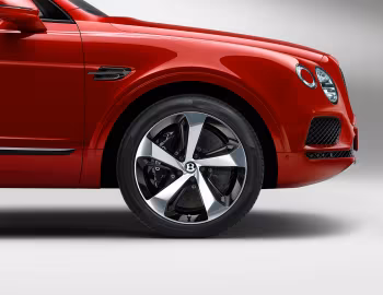 Bentley Bentayga V8 [Worldwide] '2018–20