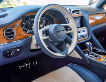 Interior Bentley Bentayga V8 [Malaysia] '2020–pr.