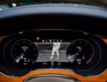 Painel Bentley Bentayga V8 [Malaysia] '2020–pr.