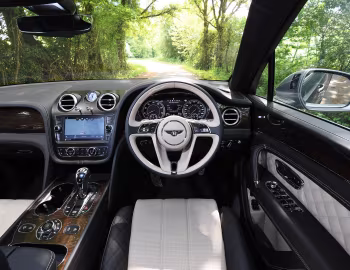 Painel frontal Bentley Bentayga V8 [UK-spec] '2018–20