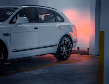 Bentley Bentayga V8 [Malaysia] '2018–20
