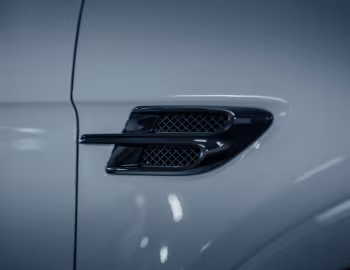 Bentley Bentayga V8 [Malaysia] '2018–20