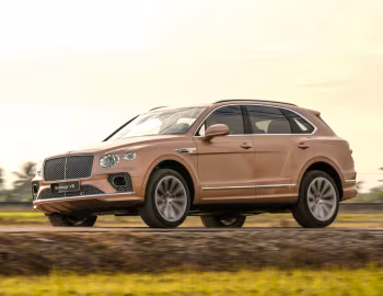 Bentley Bentayga V8 [Malaysia] '2020–pr.