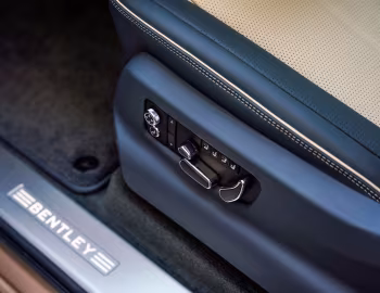 Interior Bentley Bentayga V8 [Malaysia] '2020–pr.