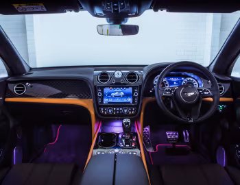 Painel frontal Bentley Bentayga V8 [Malaysia] '2018–20