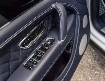 Interior 2019–20 Bentley Bentayga V8 [North America] '2018–20