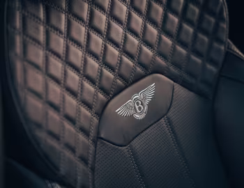 Interior Bentley Bentayga V8 [UK-spec] '2020–pr.