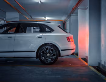 Bentley Bentayga V8 [Malaysia] '2018–20