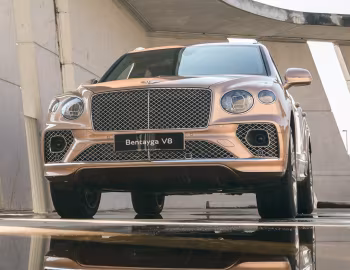Bentley Bentayga V8 [Malaysia] '2020–pr.