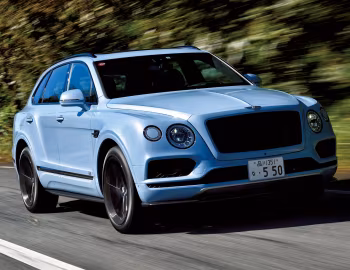 Bentley Bentayga V8 [Japan] '2018–20
