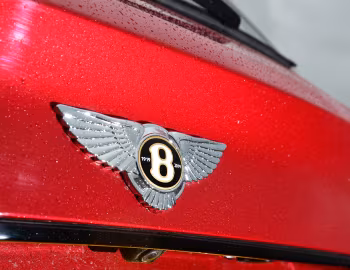 Logotipo Bentley Bentayga V8 [UK-spec] '2018–20