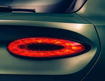 Bentley Bentayga V8 [Worldwide] '2020–pr.