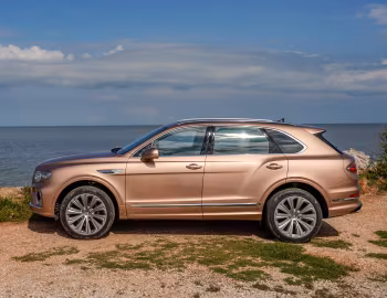 Bentley Bentayga V8 [Malaysia] '2020–pr.