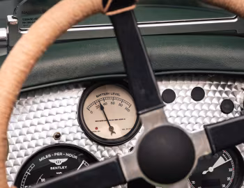 Painel Bentley Blower Jnr '2023–pr.