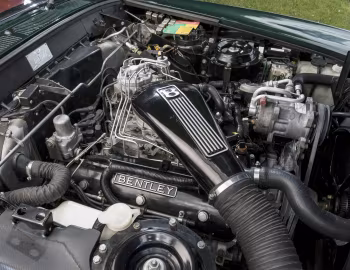 Sob o capô Bentley Continental Convertible [UK-spec] '1990–91