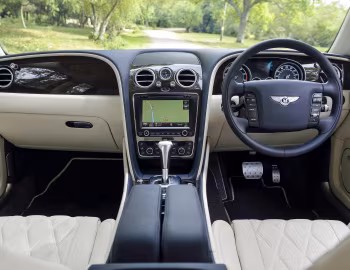 Painel frontal Bentley Flying Spur [UK-spec] '2013–19