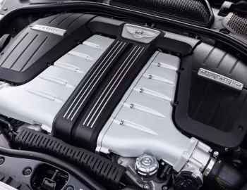 Sob o capô Bentley Continental GT [UK-spec] '2015–18